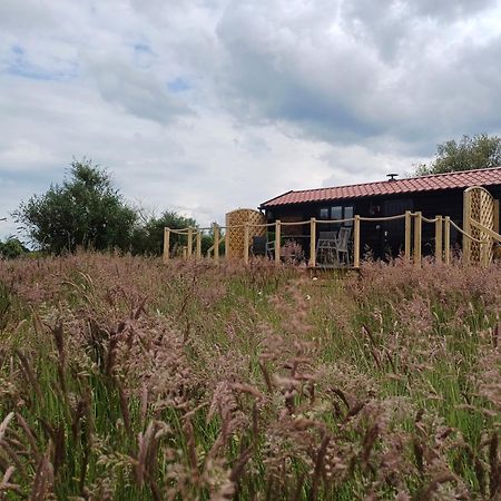 The Cabin Pakenham エクステリア 写真